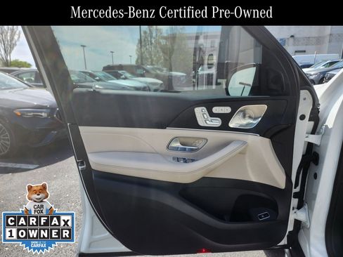 Certified 2025 Mercedes-Benz GLS 450 4MATIC image 4