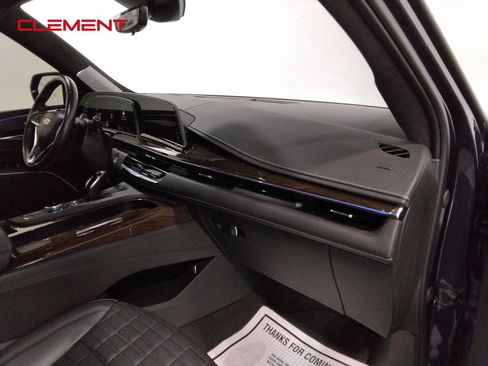 Used 2023 Cadillac Escalade Sport Platinum w/ LPO, ONYX Package image 48