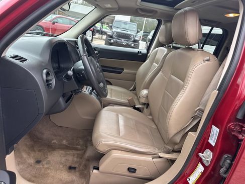 Used 2016 Jeep Patriot High Altitude AWD/4WD image 15