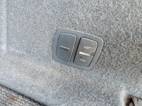 Used 2012 Audi Q7 TDI Prestige image 23