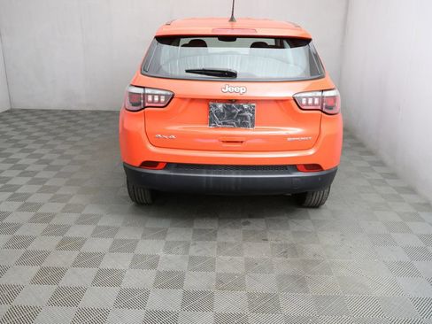 Used 2018 Jeep Compass Sport w/ Tech Group AWD/4WD image 6