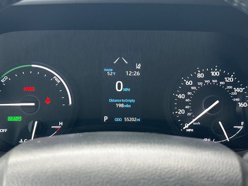 Used 2024 Toyota Sienna XLE image 25