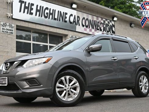 Used 2015 Nissan Rogue SV AWD/4WD image 1