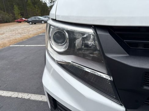 Used 2021 Chevrolet Colorado ZR2 w/ ZR2 Dusk Special Edition image 28