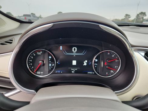 Used 2024 Chevrolet Malibu LT image 17