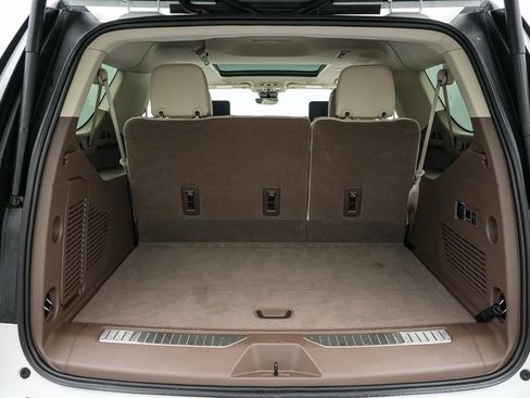 Used 2024 GMC Yukon XL Denali w/ Denali Reserve Package image 22