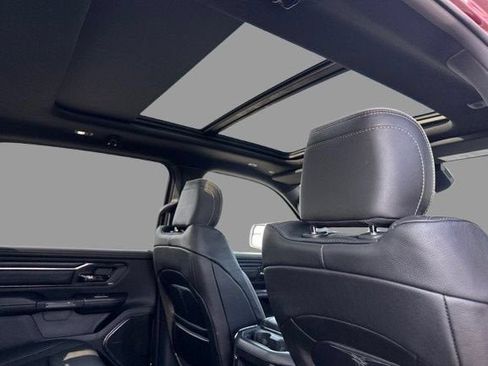 Used 2023 RAM 1500 Limited AWD/4WD image 3