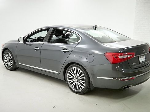 Used 2015 Kia Cadenza Premium w/ Technology Package image 7