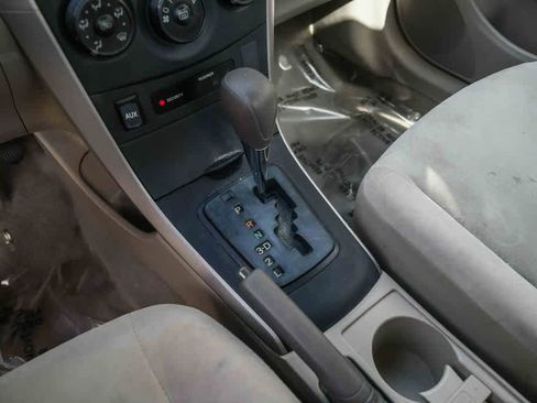 Used 2009 Toyota Corolla LE image 19