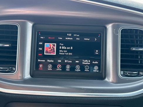 Used 2019 Dodge Charger SXT w/ Leather Interior Group RWD image 32