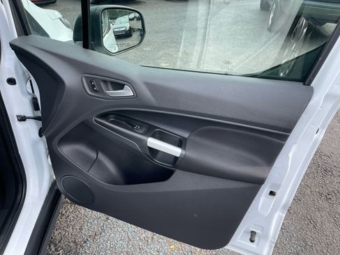 Used 2015 Ford Transit Connect XLT image 28