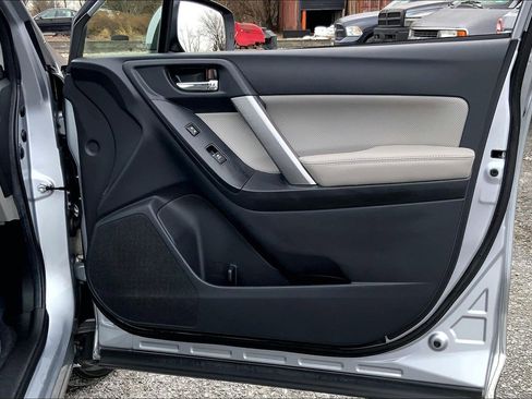 Used 2018 Subaru Forester 2.5i Limited image 21