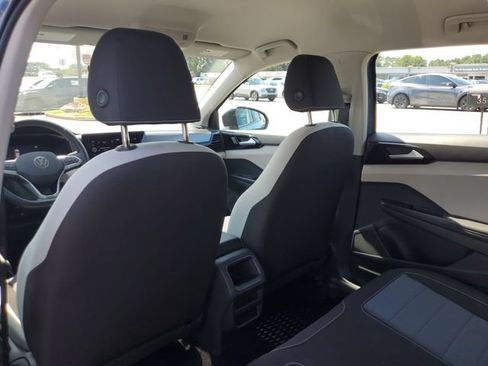 Certified 2025 Volkswagen Taos S FWD image 17