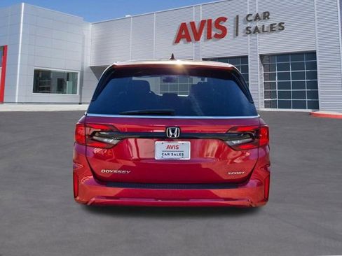 Used 2025 Honda Odyssey Sport-L image 9