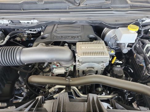 Used 2023 RAM 1500 Laramie AWD/4WD image 22