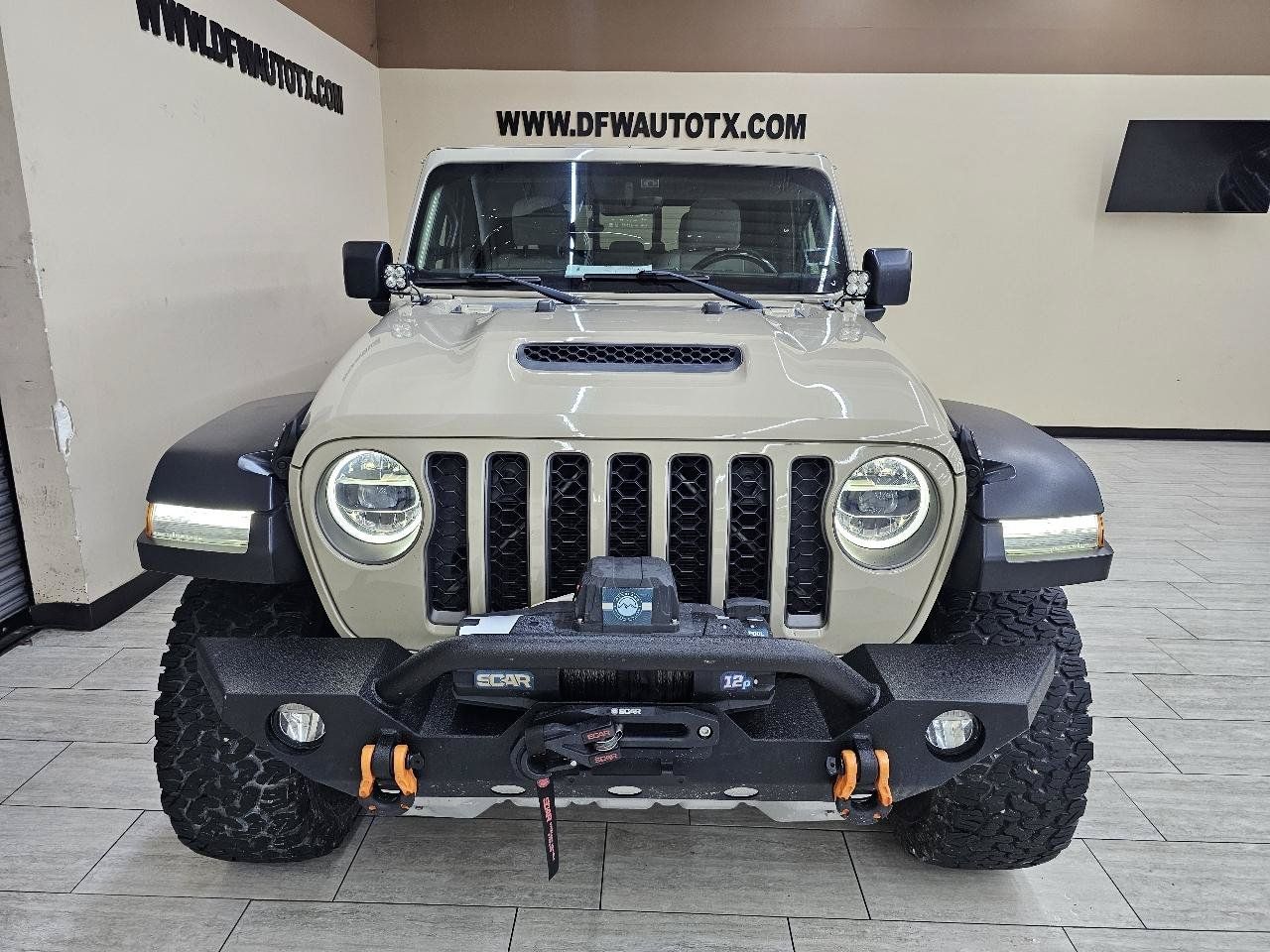 Used 2020 Jeep Gladiator Mojave AWD/4WD image 3