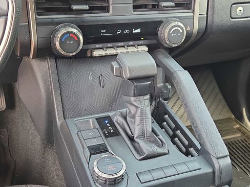 Used 2025 Toyota 4Runner SR5 RWD image 31