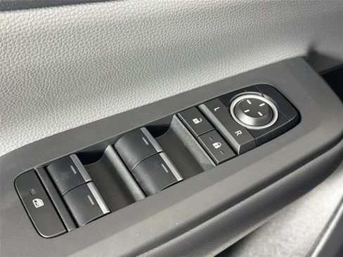 Certified 2024 Toyota Prius Limited image 30