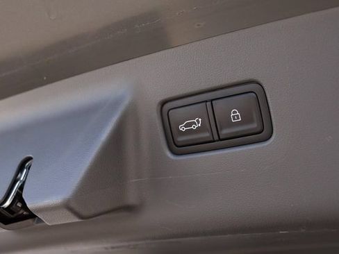 Used 2026 Hyundai Santa Fe SEL AWD/4WD image 9