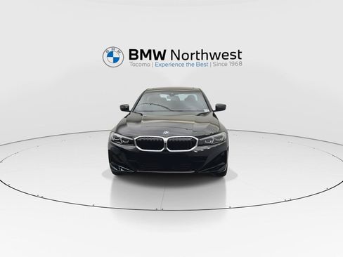 New 2026 BMW 330i xDrive Sedan w/ Premium Package AWD/4WD image 8