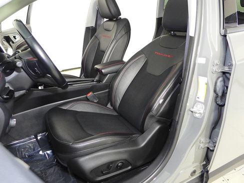 Used 2022 Jeep Compass Trailhawk w/ Sun and Sound Group AWD/4WD image 22