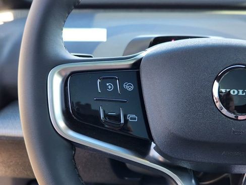 New 2026 Volvo EX30 Cross Country Ultra image 7