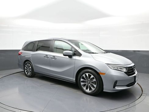 Certified 2023 Honda Odyssey EX-L image 4