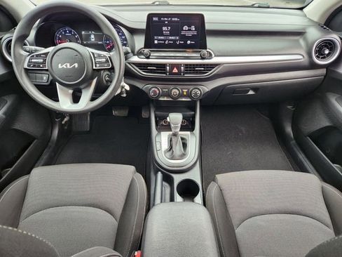 Used 2022 Kia Forte LXS image 14