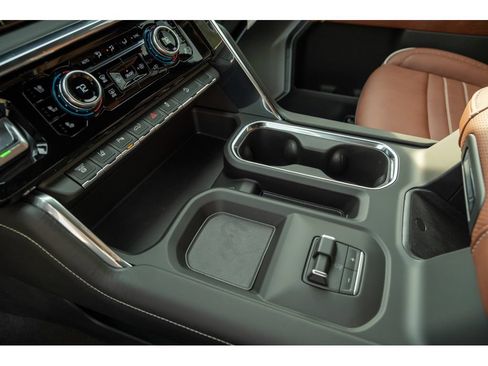 New 2026 GMC Sierra 2500 Denali Ultimate AWD/4WD image 26