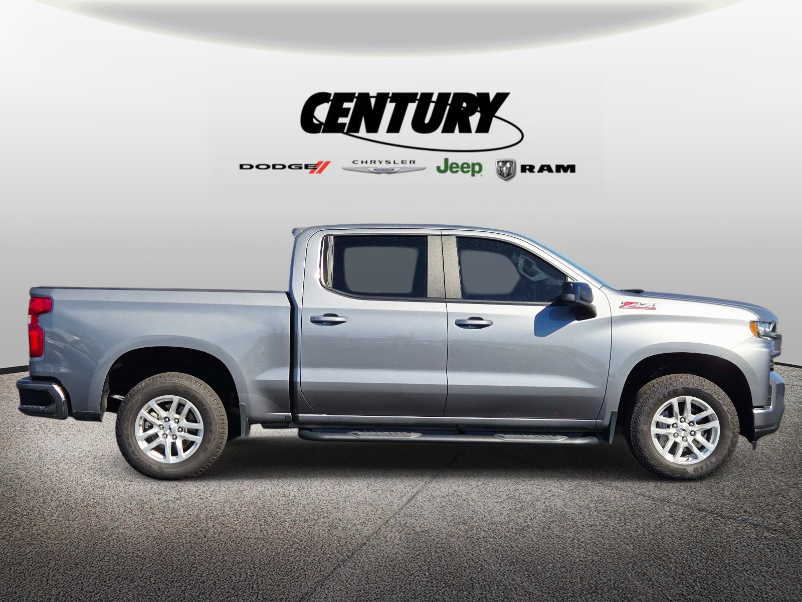 Used 2021 Chevrolet Silverado 1500 RST AWD/4WD image 2