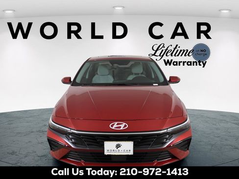 New 2025 Hyundai Elantra Limited FWD image 2