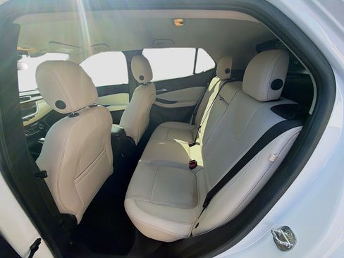 Used 2022 Buick Encore GX Select image 22