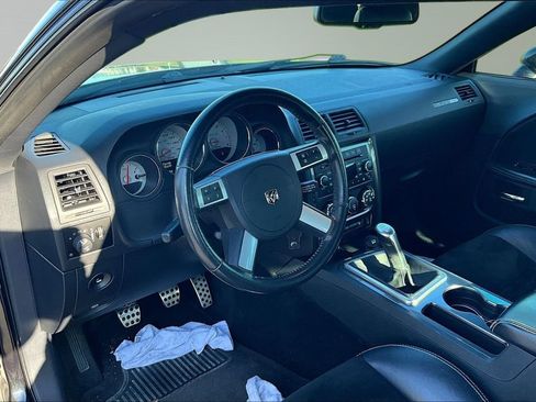 Used 2009 Dodge Challenger SRT8 RWD image 12