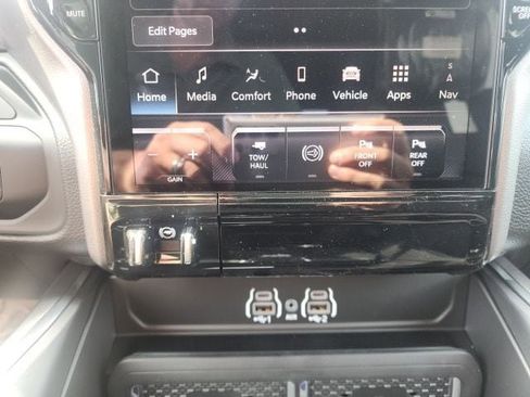 New 2025 RAM 2500 Laramie image 9