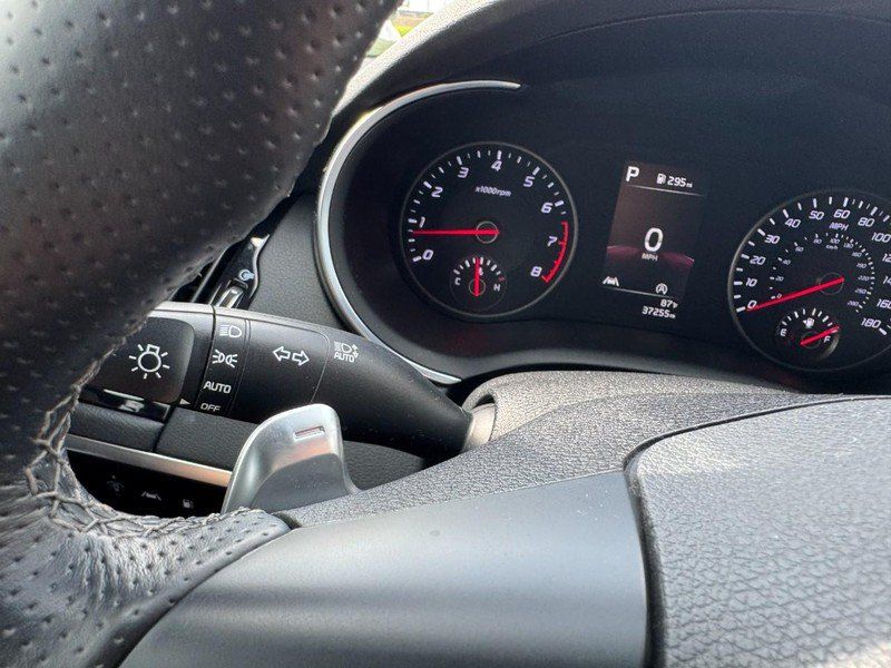 Used 2022 Kia Stinger GT-Line AWD/4WD image 22