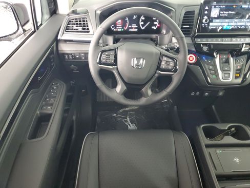New 2026 Honda Odyssey Elite image 14