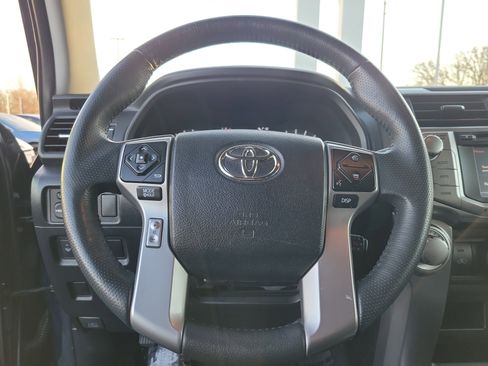 Certified 2019 Toyota 4Runner SR5 Premium image 20