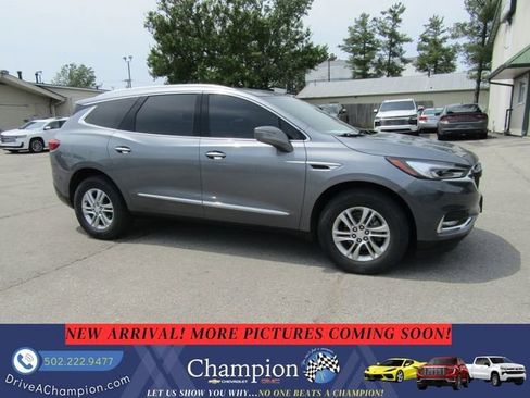 Used 2020 Buick Enclave Essence w/ Sound and Sites Package FWD image 3