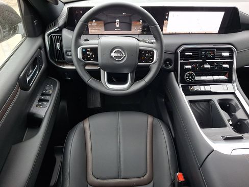 New 2026 Nissan Armada SL w/ Captain's Chari Seat Package AWD/4WD image 8