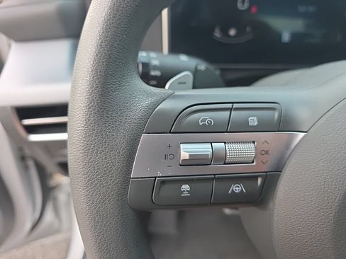 Used 2025 Hyundai Sonata SEL FWD image 15