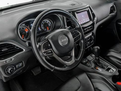 Used 2021 Jeep Cherokee Latitude Plus AWD/4WD image 13