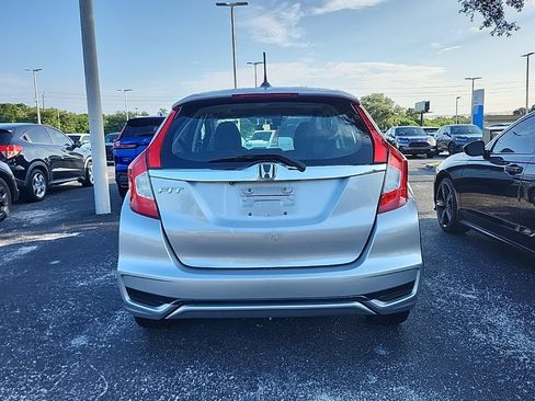 Used 2018 Honda Fit EX image 4