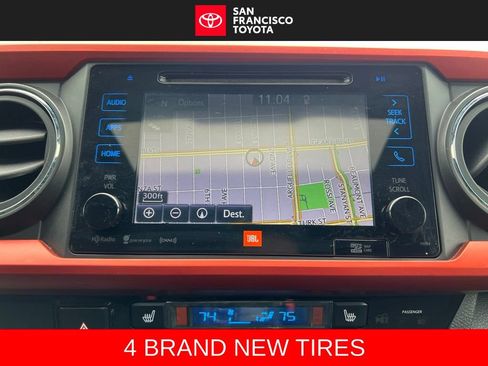 Used 2016 Toyota Tacoma TRD Off-Road AWD/4WD image 24