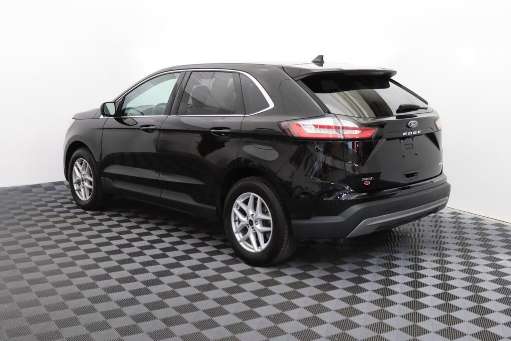 Used 2023 Ford Edge SEL AWD/4WD image 6