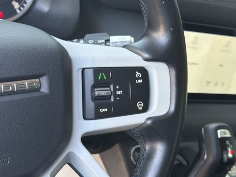 Used 2021 Land Rover Defender 110 AWD/4WD image 20