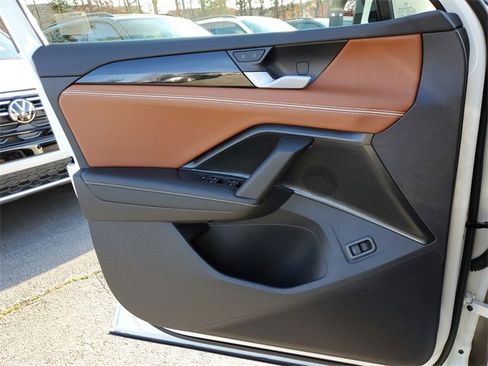 New 2026 Volkswagen Tiguan SEL R-Line image 29