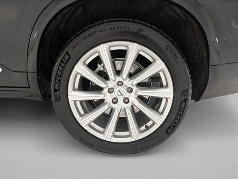 Used 2016 Volvo XC90 T8 Inscription w/ Vision Package image 21