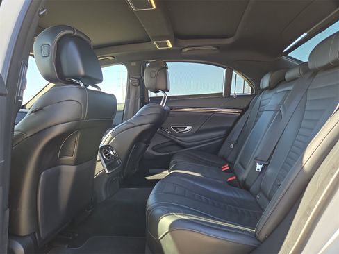Used 2020 Mercedes-Benz S 560 Sedan image 13