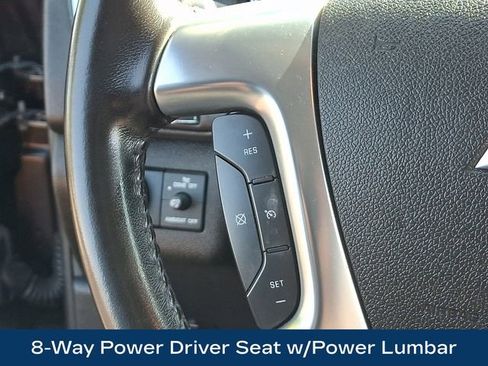 Used 2017 Chevrolet Traverse LT w/ Style and Technology Package AWD/4WD image 7