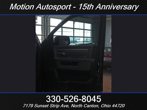 Used 2019 RAM 1500 Classic SLT w/ Black Appearance Group image 30